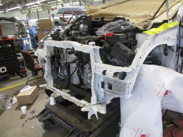 Acura RDX Mid-Repair Front Left View