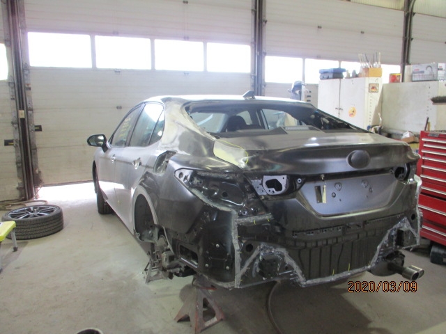 Toyota Camry Mid-Repair Back Left View
